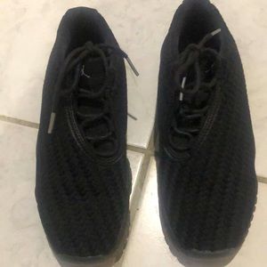 Girls sneakers or women’s size 6.